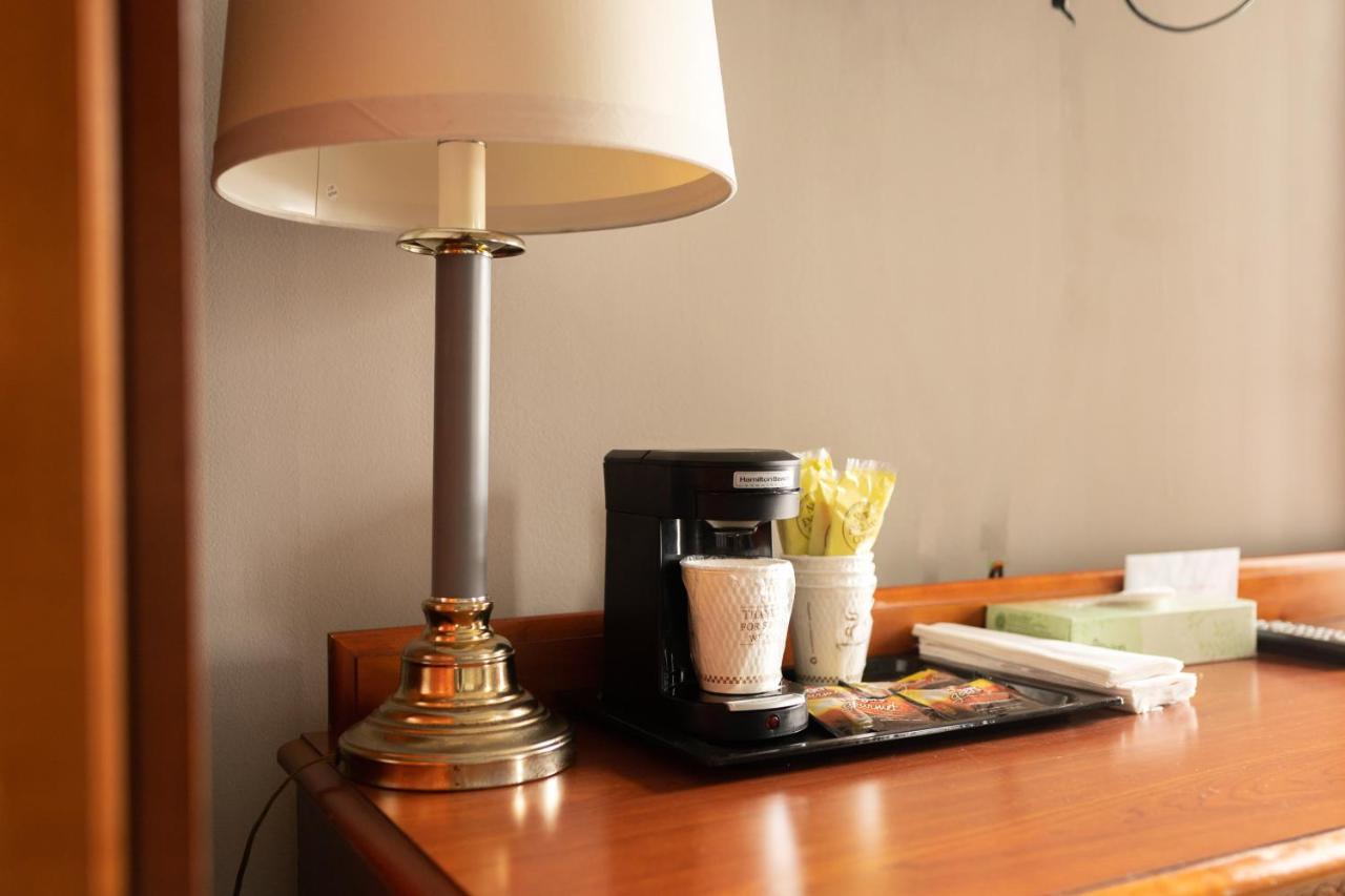 Admiral Motel レイク・ジョージ エクステリア 写真