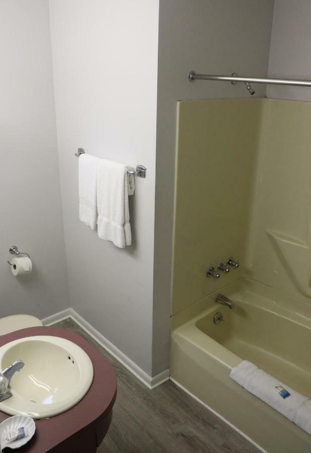 Admiral Motel レイク・ジョージ エクステリア 写真